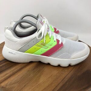 EUC Skechers Women's Go Run Ultra Go Running White Shoes Cushioning Size 9
